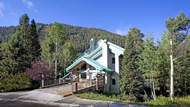 Alpine Village Suites image