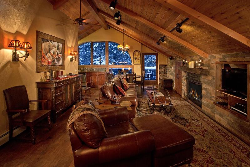 Alpine Village Suites image