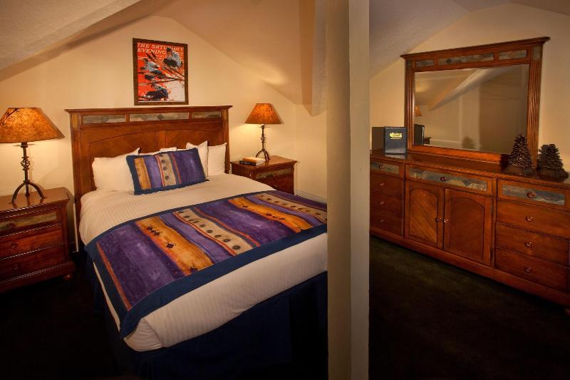 Alpine Village Suites image