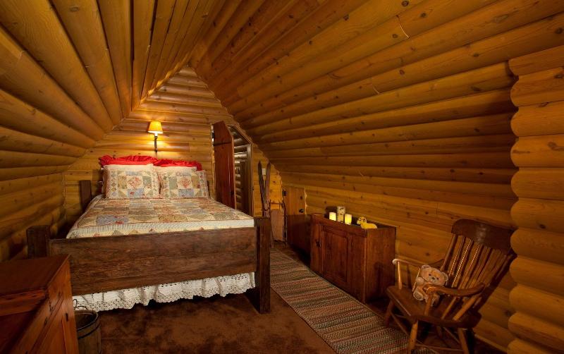 Alpine Village Suites image