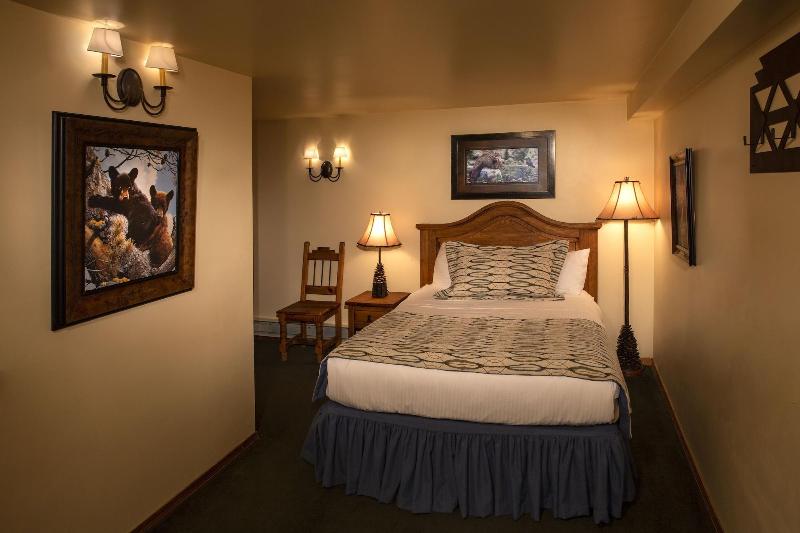 Alpine Village Suites image