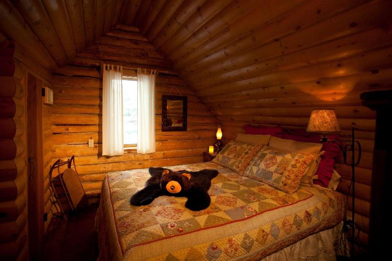 Alpine Village Suites image