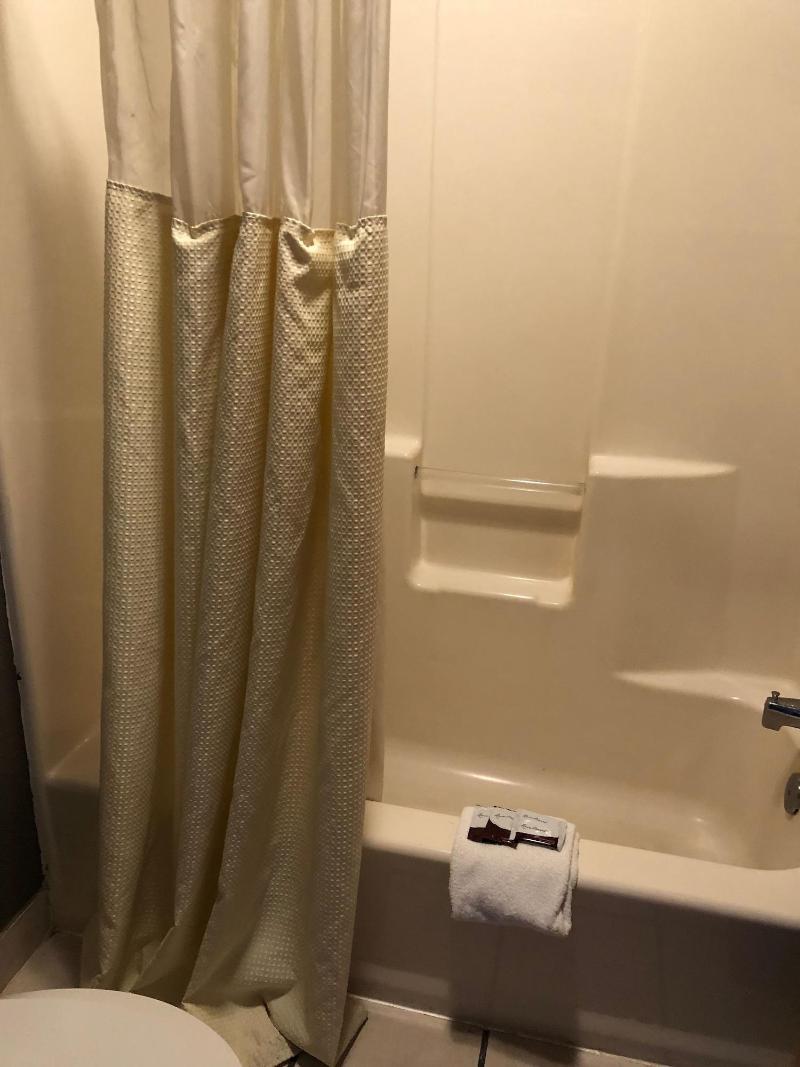 Sumner Motor Inn image