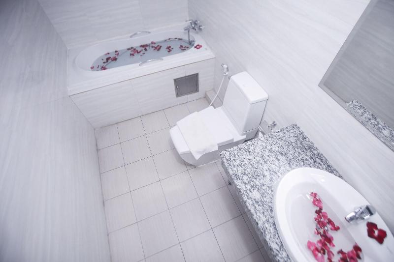 Grace Treasure Hotel image