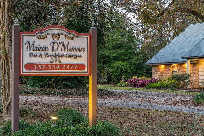Maison D Memoire Bed Breakfast Cottages image