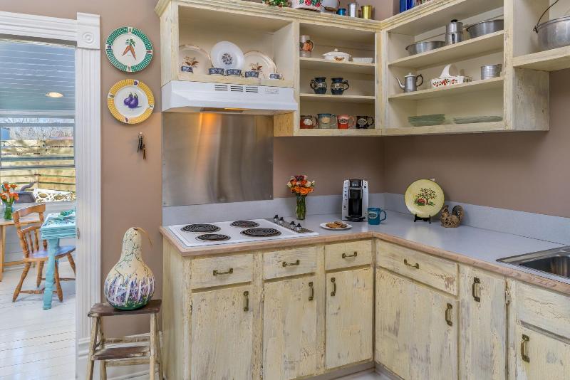 Maison D Memoire Bed Breakfast Cottages image