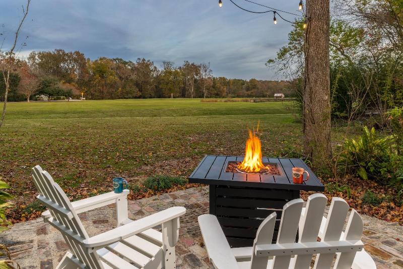 Maison D Memoire Bed Breakfast Cottages image