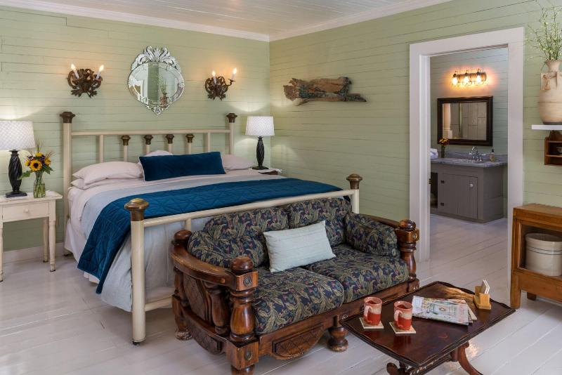 Maison D Memoire Bed Breakfast Cottages image