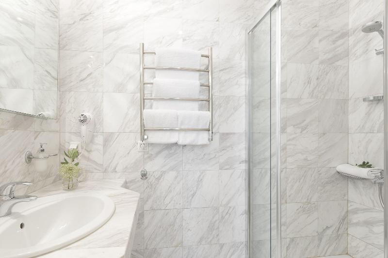 Gatto Perso Luxury Apartments image