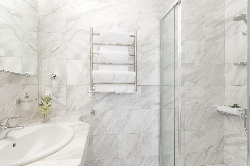 Gatto Perso Luxury Apartments image
