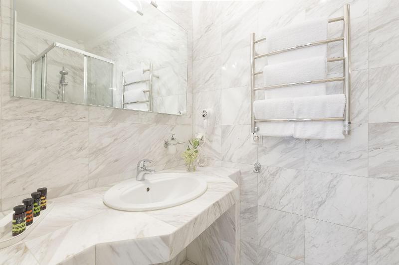 Gatto Perso Luxury Apartments image