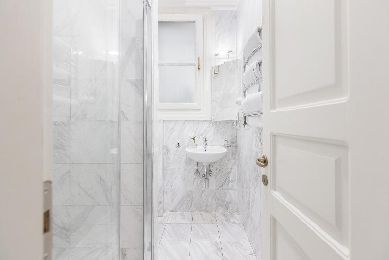 Gatto Perso Luxury Apartments image