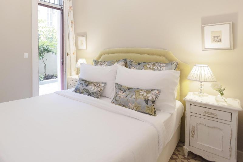 Gatto Perso Luxury Apartments image