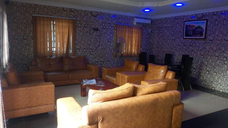 Jam Bed Hotel And Suites Abeokuta