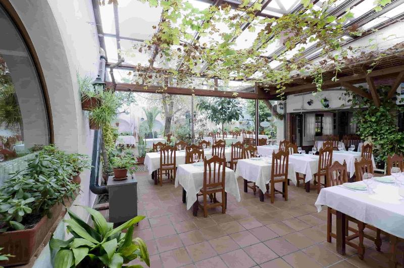 Hotel Restaurante Blanco Y Verde image