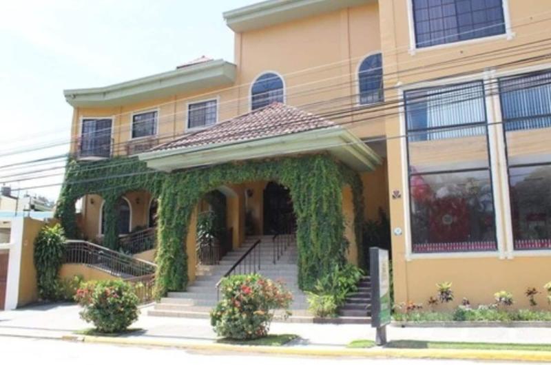 Aparthotel La Cordillera image