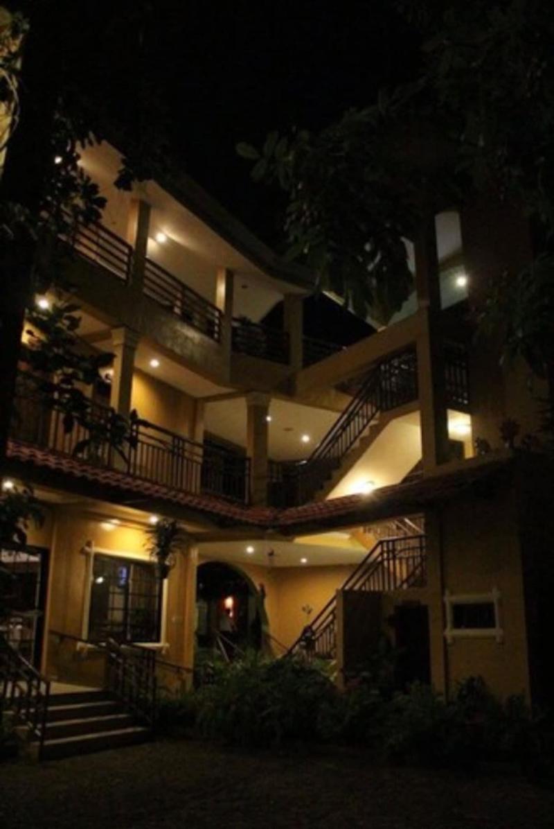 Aparthotel La Cordillera image