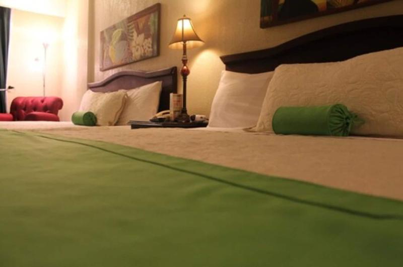 Aparthotel La Cordillera image