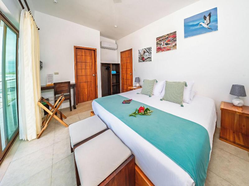 Cormorant Beach House image