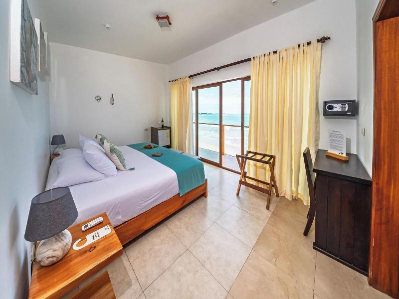 Cormorant Beach House image