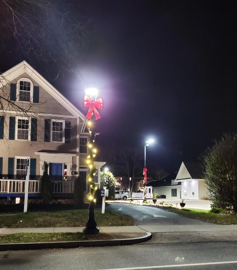 The Niantic Inn image