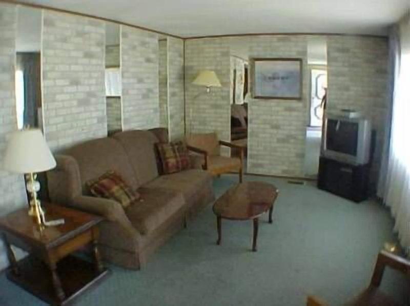Trenton Park Motel image