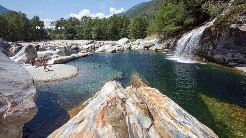 Hotel Al Fiume image