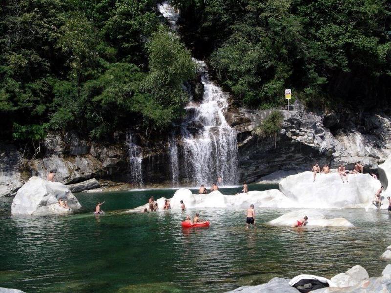 Hotel Al Fiume image