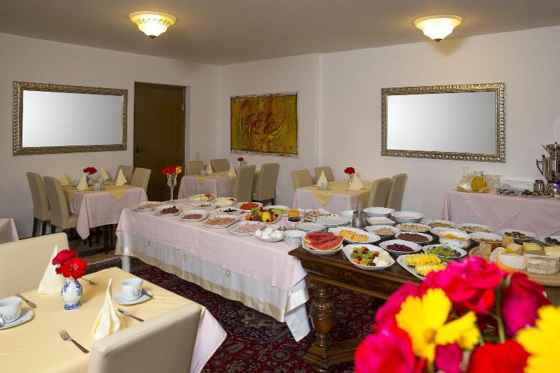 Hotel Al Fiume image
