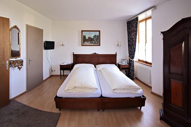 Gasthof National image