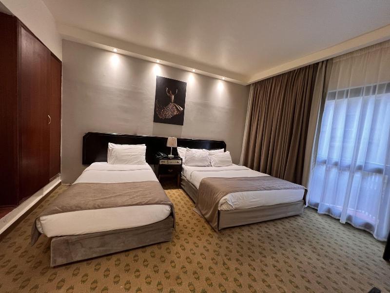 Santana Hotel image