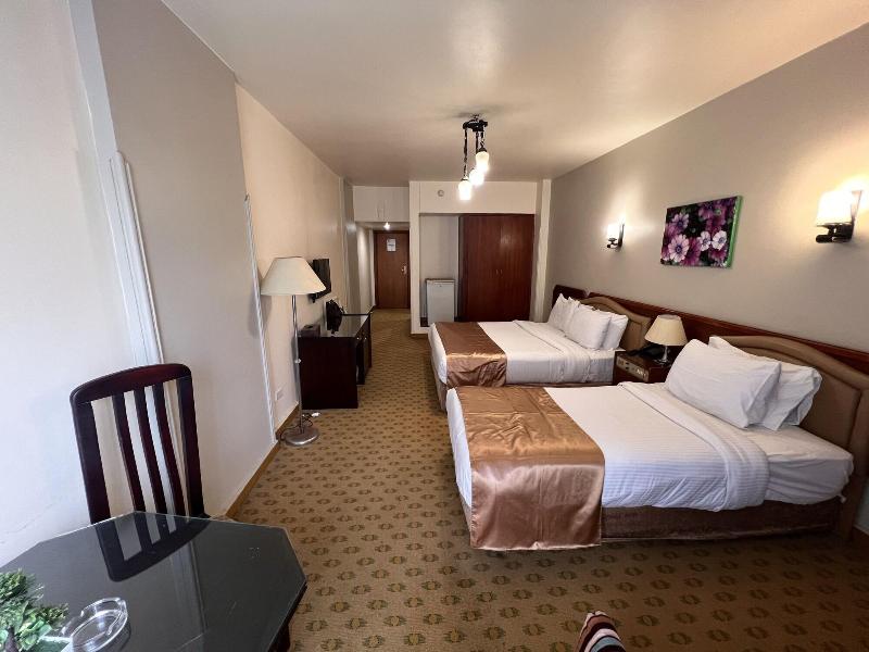 Santana Hotel image