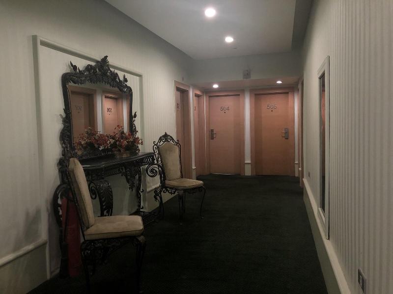 Santana Hotel image