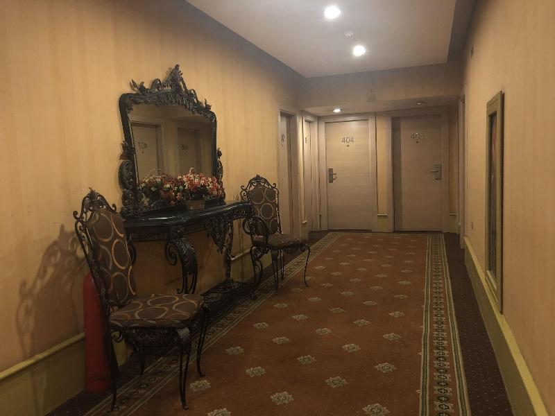 Santana Hotel image