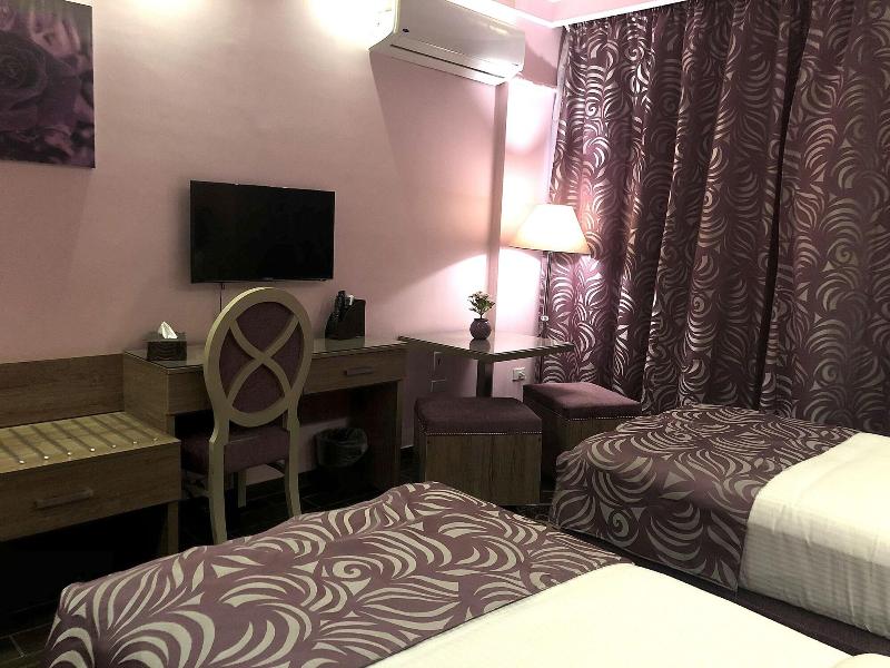 Santana Hotel image