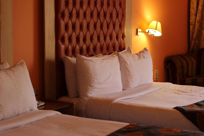 Santana Hotel image