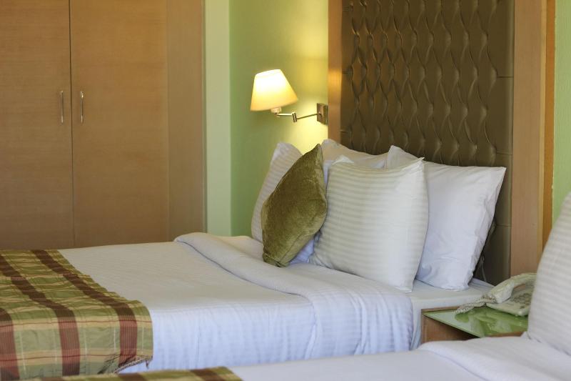 Santana Hotel image