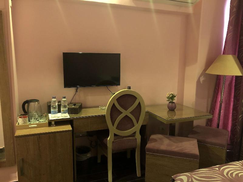 Santana Hotel image