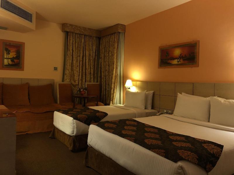 Santana Hotel image