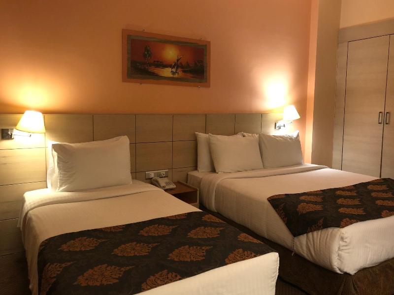 Santana Hotel image