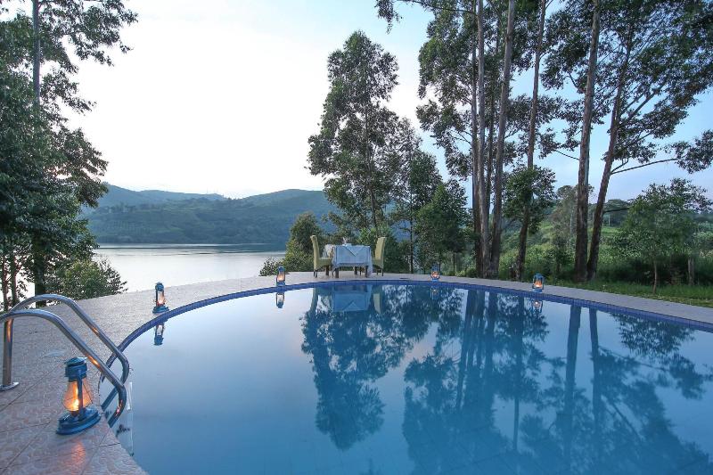 Crater Safari Lodge image