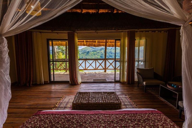 Crater Safari Lodge image