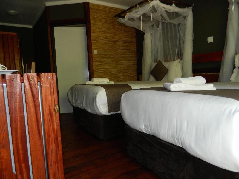 Kwalape Safari Lodge image