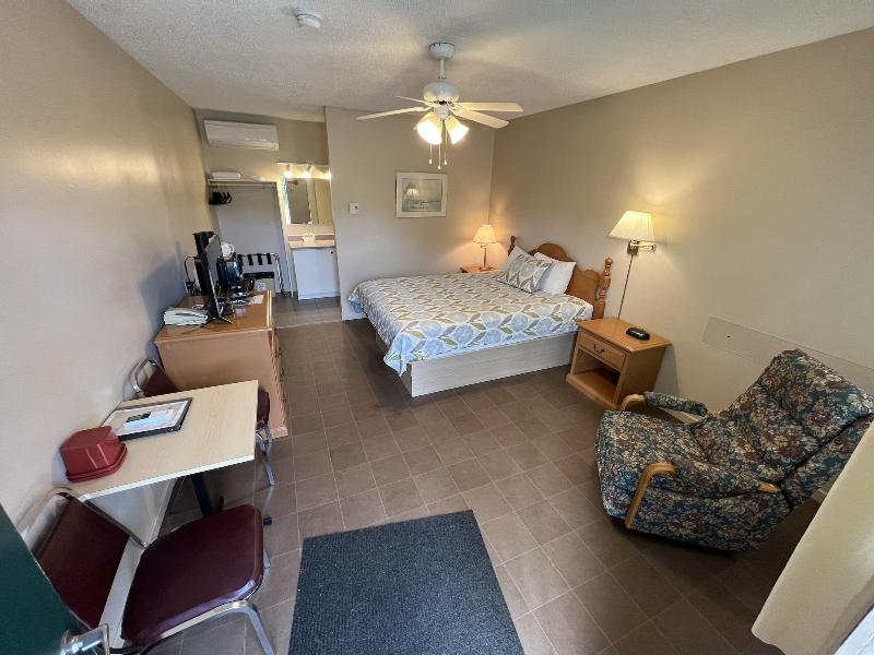 La Roma Motel image