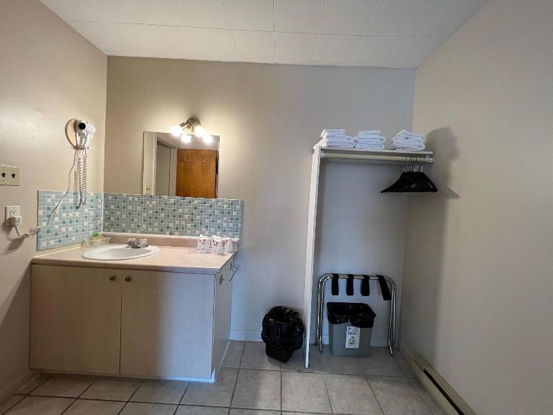 La Roma Motel image