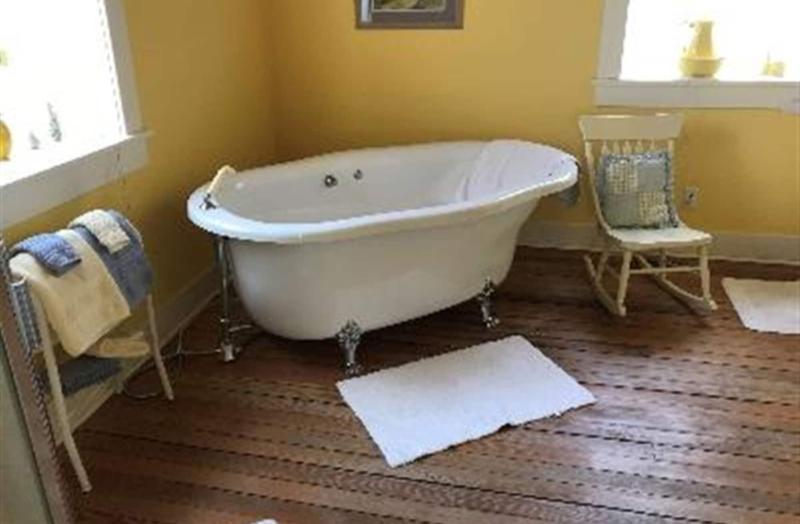 Corner George Inn Bed Breakfast image