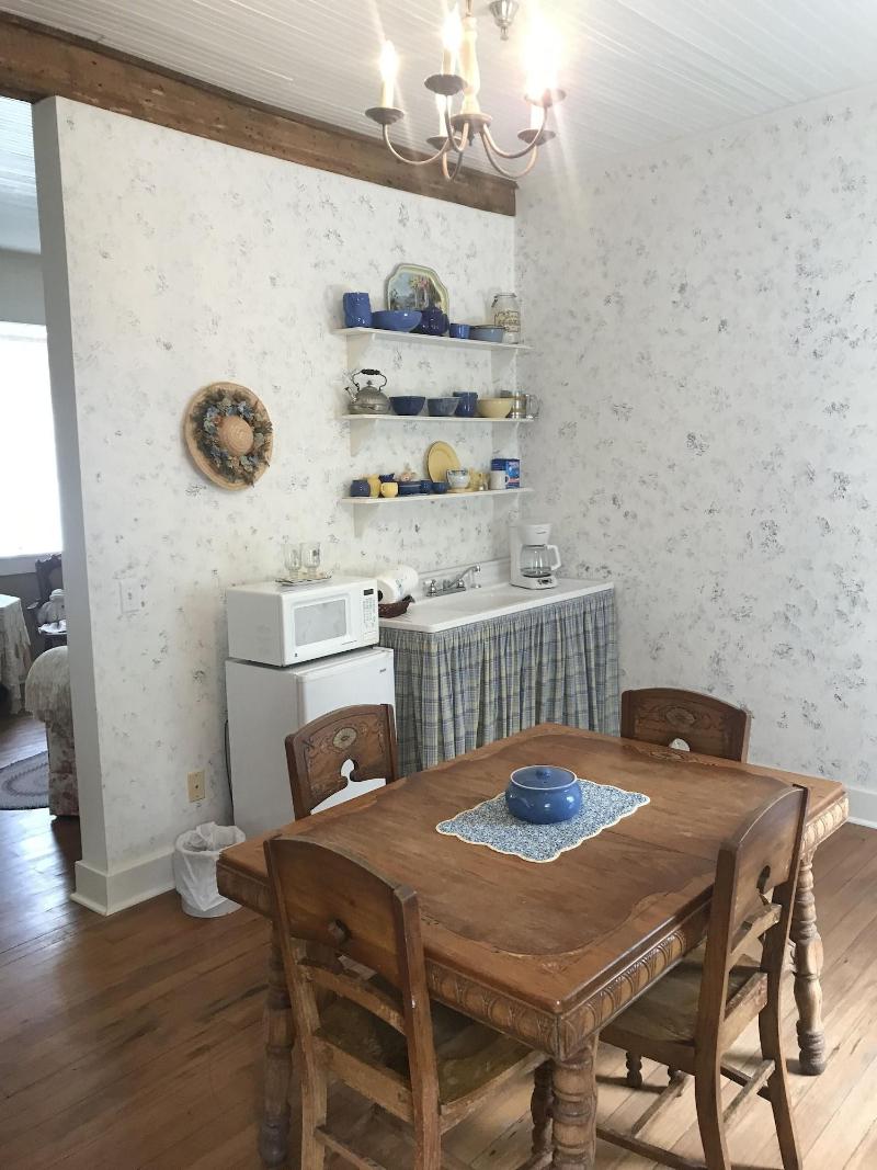 Corner George Inn Bed Breakfast image