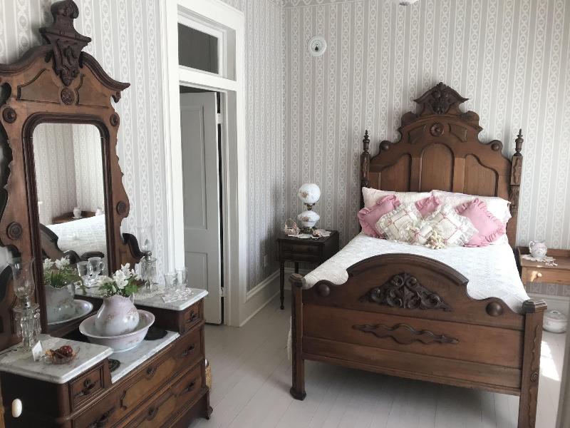 Corner George Inn Bed Breakfast image
