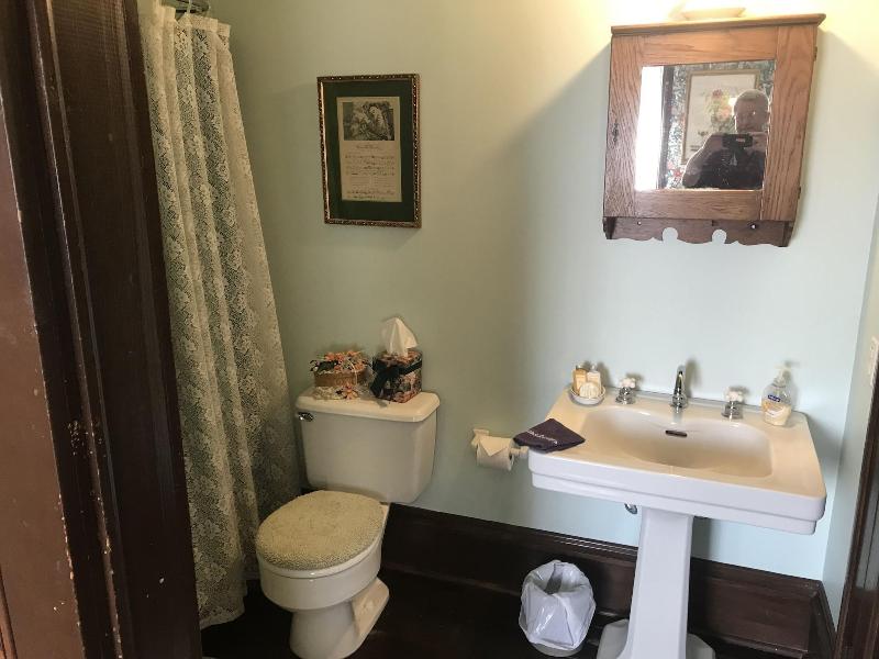 Corner George Inn Bed Breakfast image