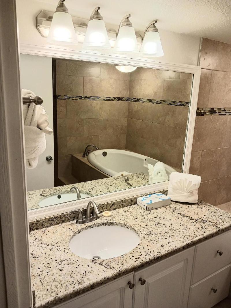 Grand Lake Resort image